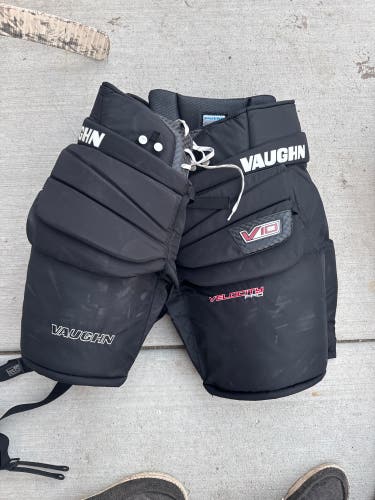 Senior XXL Vaughn Velocity V10 Hockey Goalie Pants (Used)