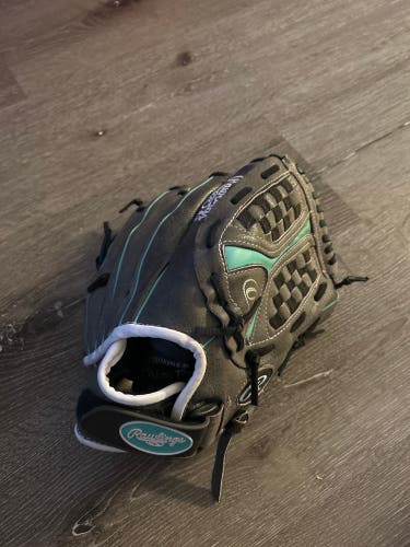 2018 Rawlings Storm RH Softball Glove 11.5" (Used)