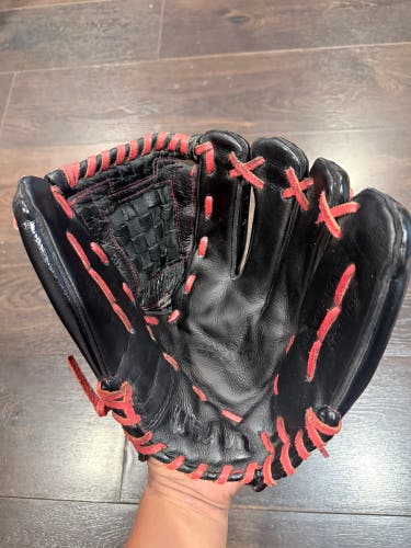 Used - Good Condition WILSON Leather Model A2476 PRO 12.5" Black with Red Laces RHT Baseball Glove