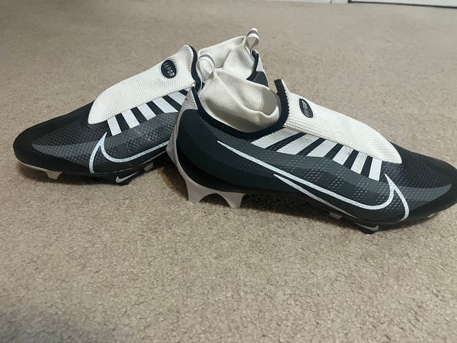 Men's Size M 10.5 (W 11.5) Nike Vapor edge pro 360 Low Top Molded Cleats (New)