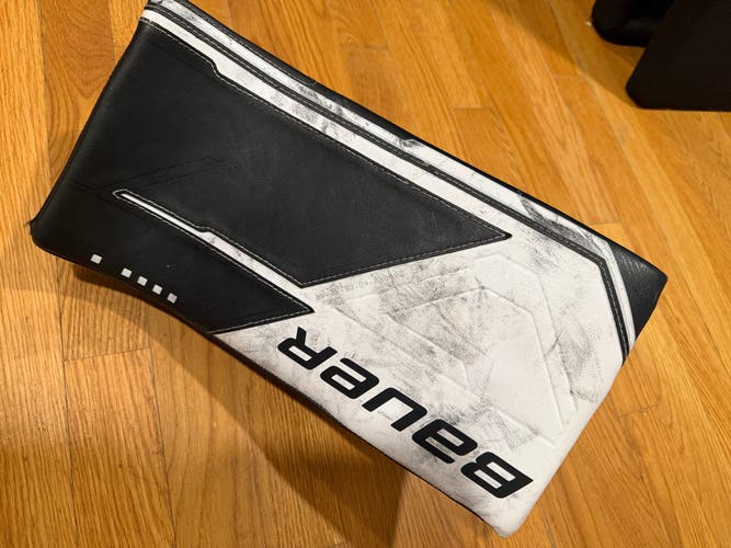 Bauer M5 Pro Regular (Used)