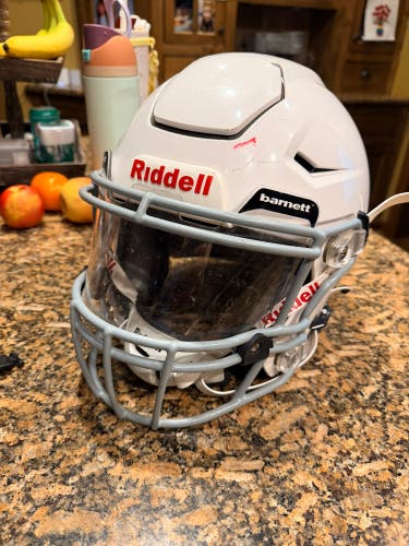 White Youth Small Riddell SpeedFlex Helmet (Used)