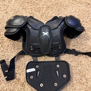 XS Youth Xenith Flyte Shoulder Pads (Used)