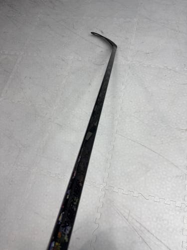 2 Senior Bauer Twitch Right Handed Hockey Stick P92 77 Flex (New)