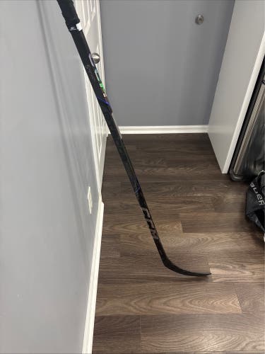 Intermediate CCM Ribcor Trigger 9 Pro Right Handed Hockey Stick 50 Flex (Used)