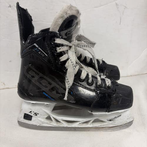 Junior Size 3 CCM JETSPEED FT675 Ice Hockey Skates