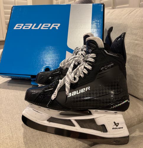 Bauer Supreme Shadow Hockey Skates Regular Width 11.5 barely used plus 3 sets of premium steel.