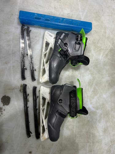 Bauer Konekt HF2 Hockey Goalie Skates Regular Width Size 4 (Used)