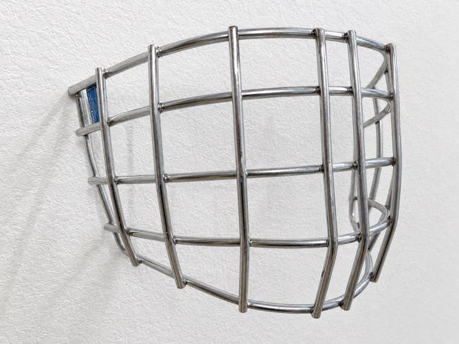 Victory Straight Bar Goalie Hockey Mask Cage S/M/L Type D1 Made in Canada