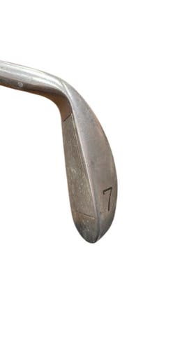Pinseeker 7 Single Iron