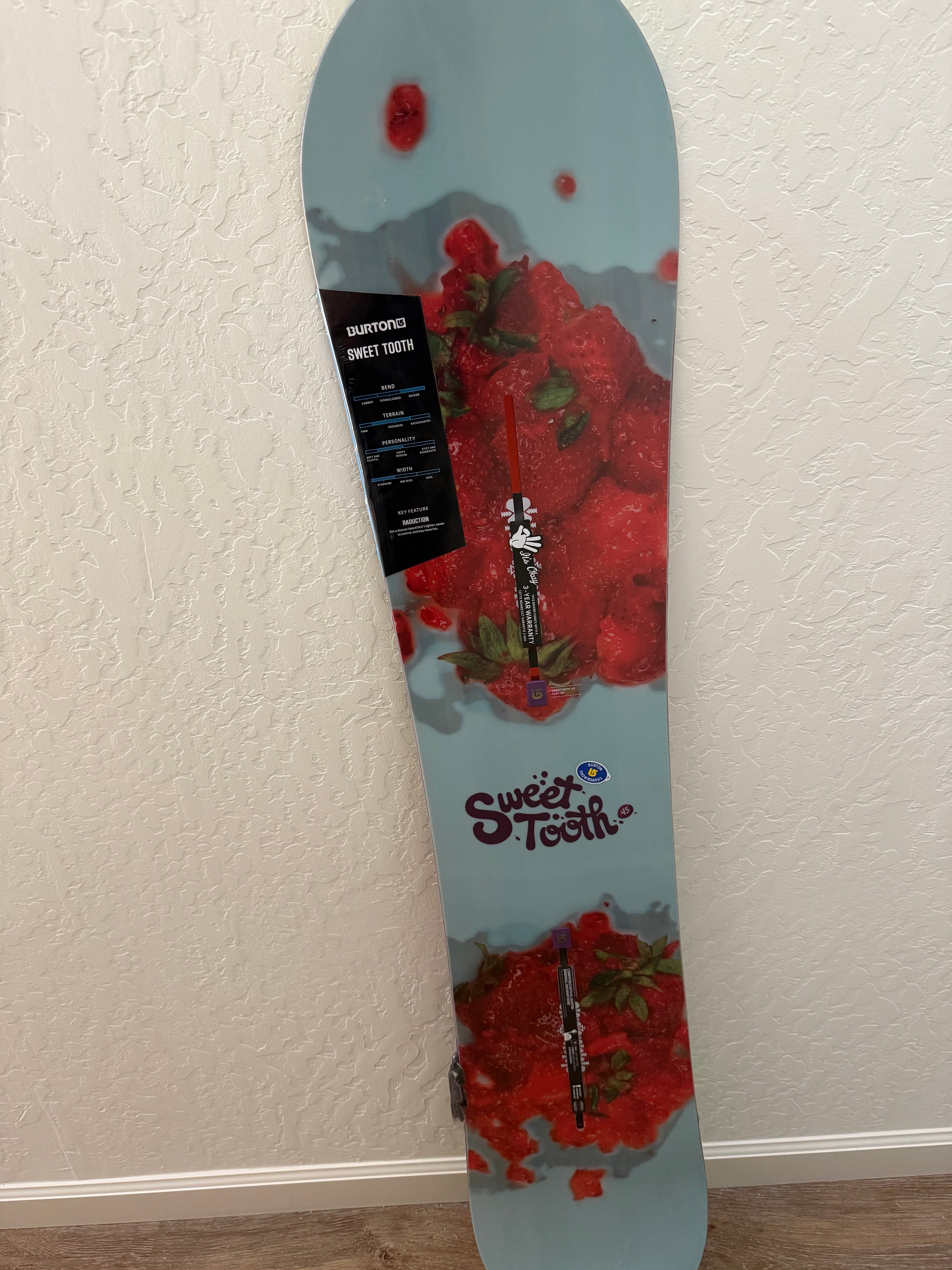 Used Burton Sweet Tooth 136 Cm Snowboard Girls Boards