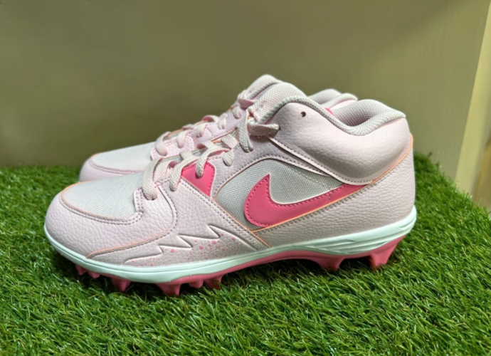 Air Jordan Stadium 90 Low MCS Pink Football Cleats Men’s Size 10 HQ0210-600 NEW