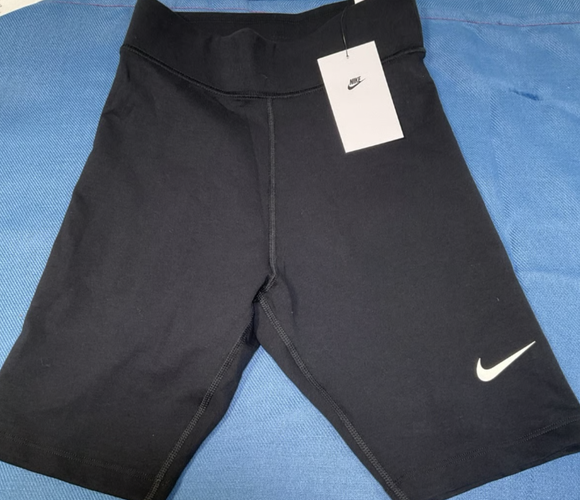 Women's Nike Sportswear Classics High-Waisted 8-in. Bike Shorts