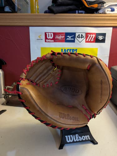 Catcher's RH Wilson A900 Baseball Glove 34" (Used)