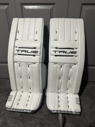 White 32" Senior True Goalie Leg Pads (Used)