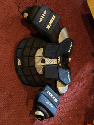 Small Itech 4.8 Goalie Chest Protector (Used)