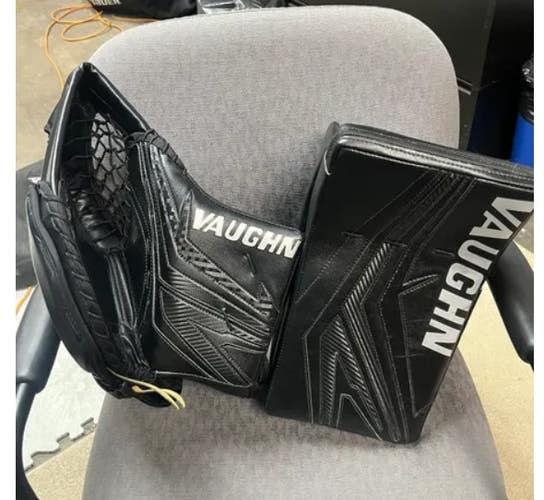 Vaughn SLR4 Pro Carbon Full Right Pro Stock