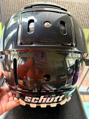 Youth Medium Schutt F7 Helmet (New)
