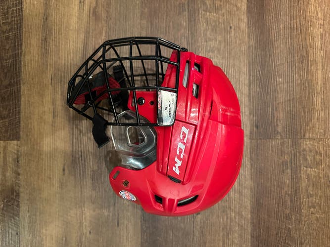 Small CCM Tacks 910 Helmet (Used)