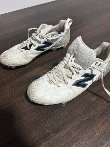 White Kids Size M 8.0 (W 9.0) Youth New Balance Rush Mid Top (Used)
