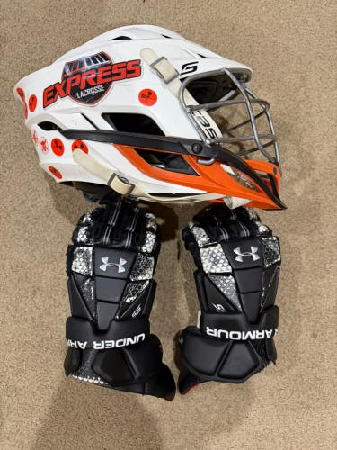 Cascade Youth S Helmet (Used) and gloves