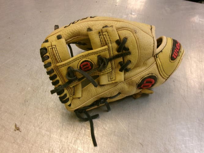 Used Wilson A500 BB/SB Glove RH Throw Brown 11" 11339-S000205290