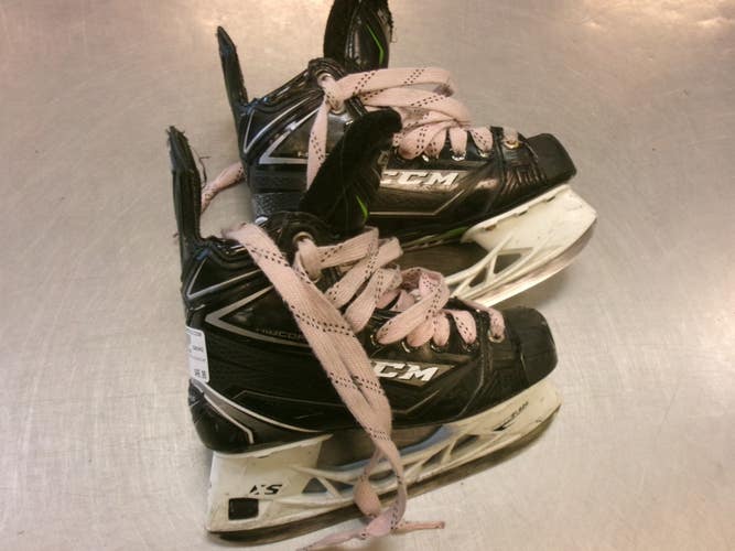 Used CCM RIBCOR PLATNIUM Junior Hockey Skate Junior 03 11339-S000205262