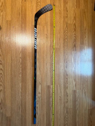 Senior Bauer Nexus Geo Right Handed Hockey Stick P92 77 Flex (Used)
