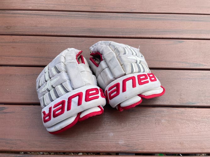 Bauer 4-Roll Pro Gloves 13" Pro Stock White / Red