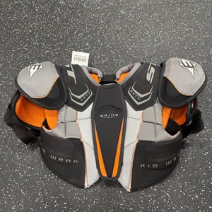 Used Easton ST 16 Senior Shoulder Pads SM 11849-S000042605