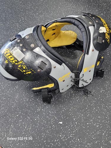 Used Riddell XFORCE II FB Shoulder Pads Grey LG 11849-S000042552