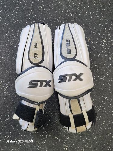 Used STX STALLION 500 Lacrosse Arm Pads/Guards White LG 11849-S000042544