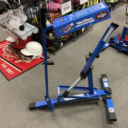 Used Louisville Slugger BLUE FLAME BB/SB Pitching Machine 11855-S000207673