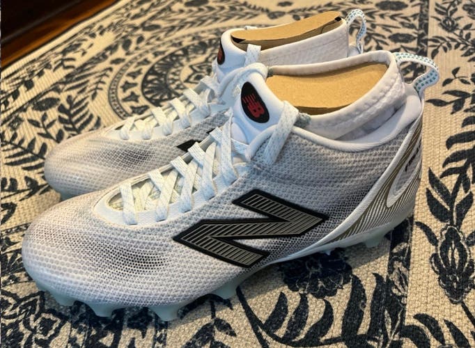 New Balance FreezeLX v5 Molded : White Men's Size M 10 Adult (BRAND NEW)