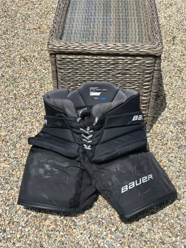 Senior Medium Bauer Elite Hockey Goalie Pants (Used)