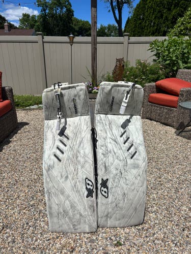 34" Brian's Optik 2 Regular Goalie Full Set (Used)