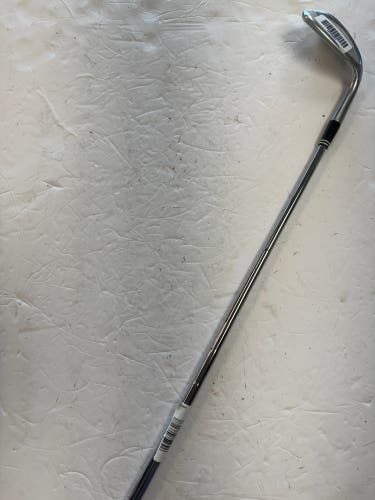 Men's Cleveland CBX 4 Zipcore Right Handed 52 Wedge (NEW)