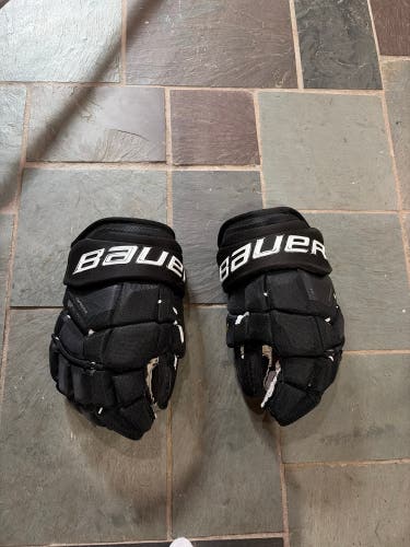 Bauer Supreme Ultrasonic Gloves 14" (Used)