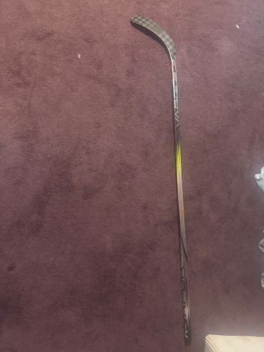 Senior Bauer Vapor Hyperlite 2 Right Handed Hockey Stick P92 87 Flex Pro Stock (New)