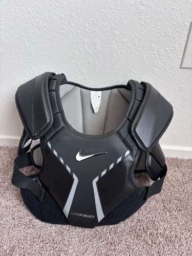 Large Youth Nike Vapor Shoulder Pads (Used)