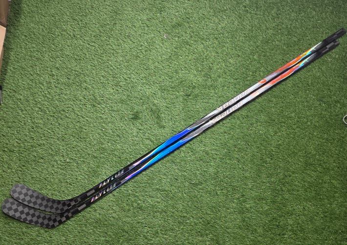 2 Pack-Senior Bauer Vapor Flylite Right Handed Hockey Stick P92 87 Flex Pro Stock (New)-2608032325-2