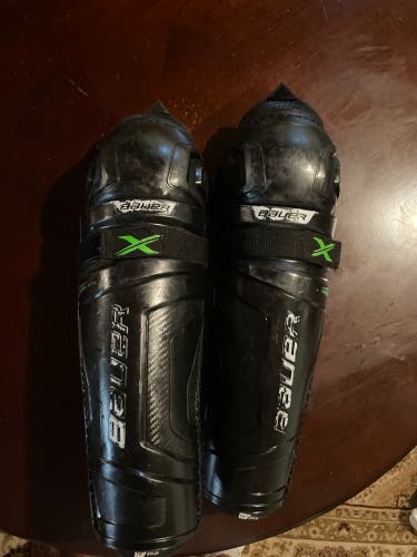 Junior Bauer X 12" Shin Pads (Used)