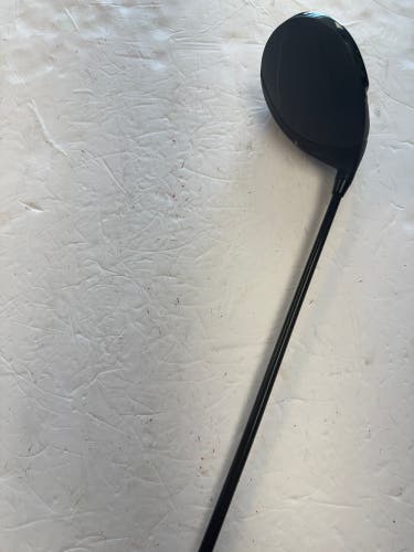 Men's PXG 0211 Right Handed Driver Regular Flex 9 Loft Graphite Shaft 45" (Used)