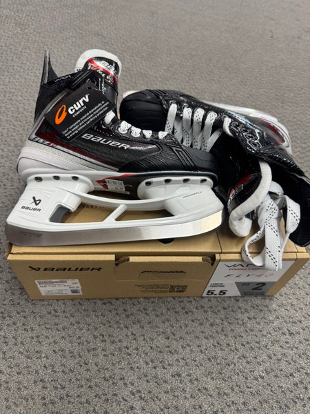 Bauer Vapor Fly40 Hockey Skates Size 5.5 (New) Fit 2
