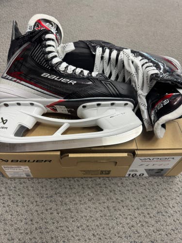 Bauer Vapor Fly40 Hockey Skates 10 (New) Fit 2