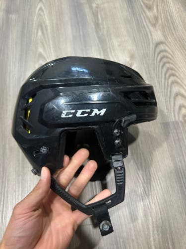 Medium CCM Tacks 310 Helmet (Used)
