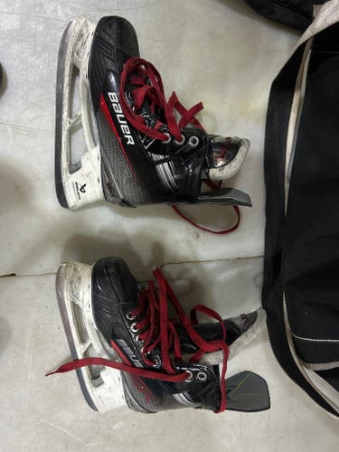 Bauer Vapor X Shift Pro Hockey Skates Regular Width Size 3 (Used)