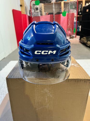 Medium CCM Tacks 910 Helmet (Used)