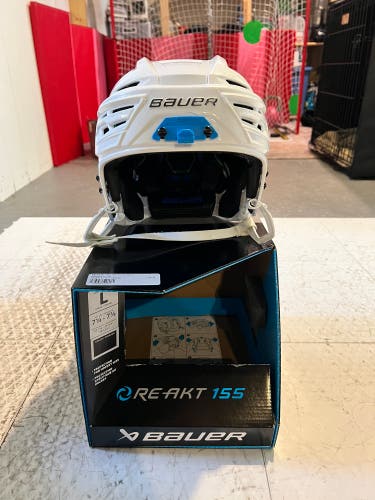 Large Bauer Re-Akt 155 Helmet (Used)