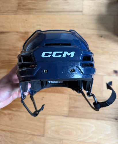 Large CCM Tacks 720 Helmet (Used)